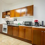 Apartment Two Bedroom With Garage - Larihome A56 Dongo