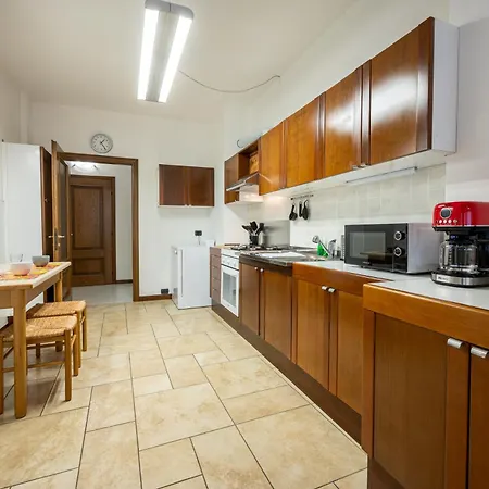 Appartement Two Bedroom With Garage - Larihome A56 Dongo