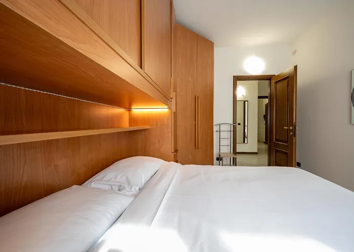 Apartamento Two Bedroom With Garage - Larihome A56 *